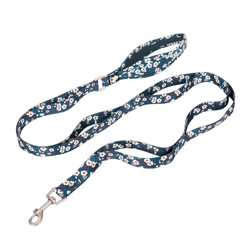 Pet Leash with Floral Pattern Polyester Multi-Postion Handle Soft and Comfortable Durable TLL3112