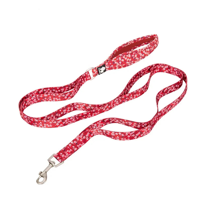 Pet Leash with Floral Pattern Polyester Multi-Postion Handle Soft and Comfortable Durable TLL3112
